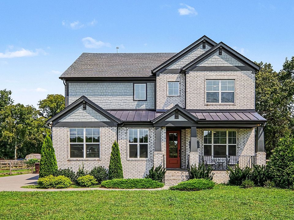1st image of 515 Vesta Rd