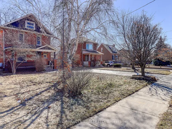 8243 Kipling Ave, Vaughan, ON L4L 2A5