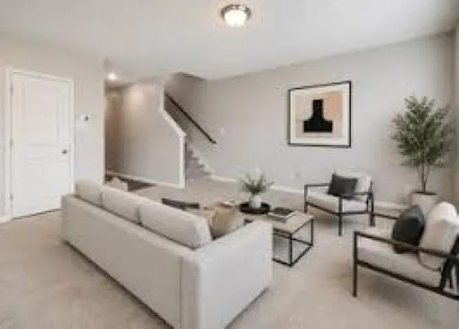 3 bed, 1850 sqft, $2,300 — Photo 2