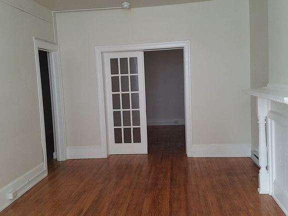 2nd image of 503 W Washington St
