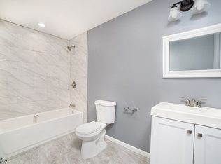 22 Unionville Ave, Sussex, NJ 07461