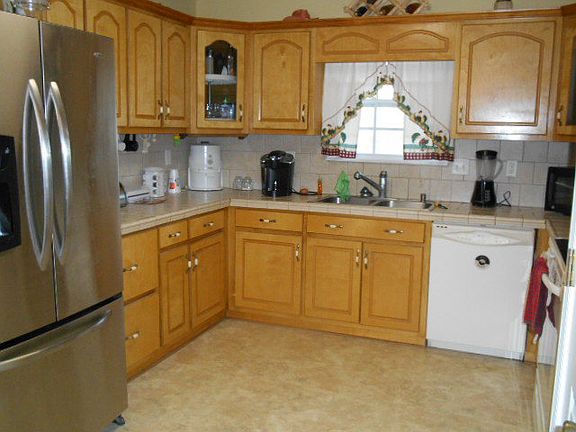 5th image of 1039 S Lake Dr