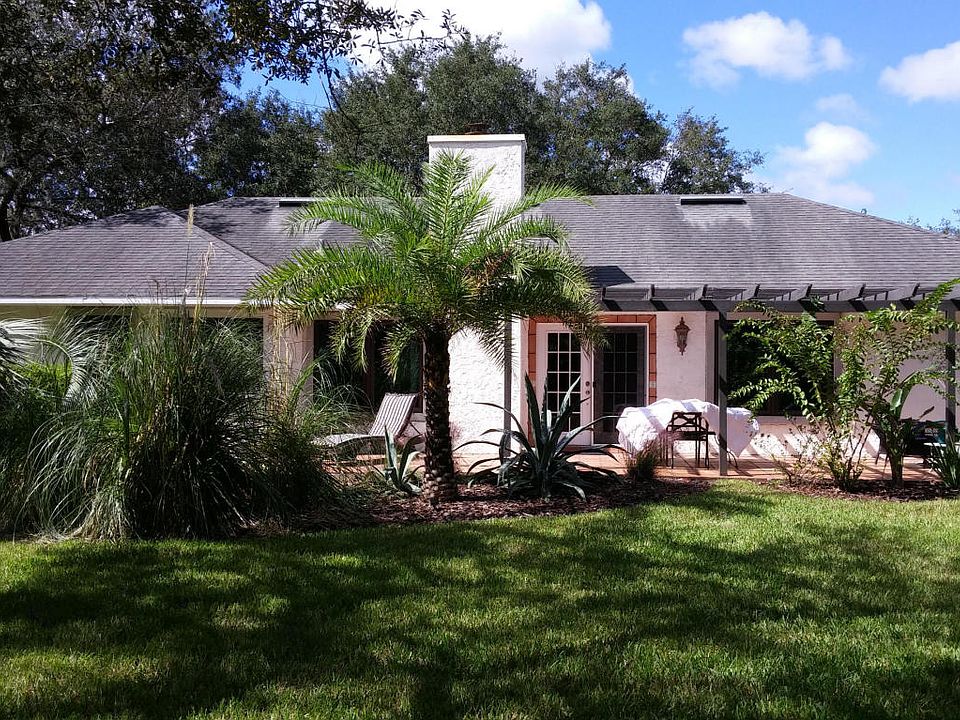 2nd image of 904 White Eagle Cir