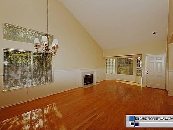 Living Room w/HighCeiling