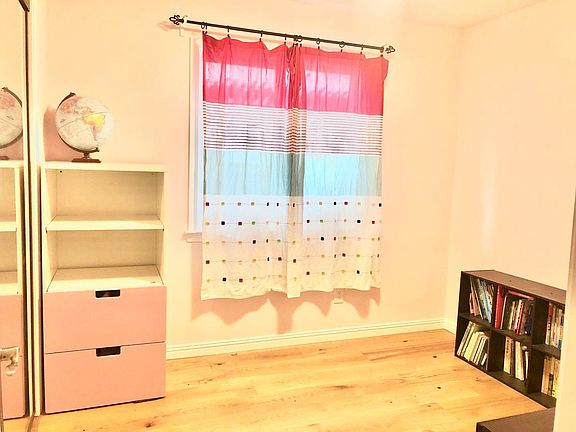 4th image of 826 Wellington Pl