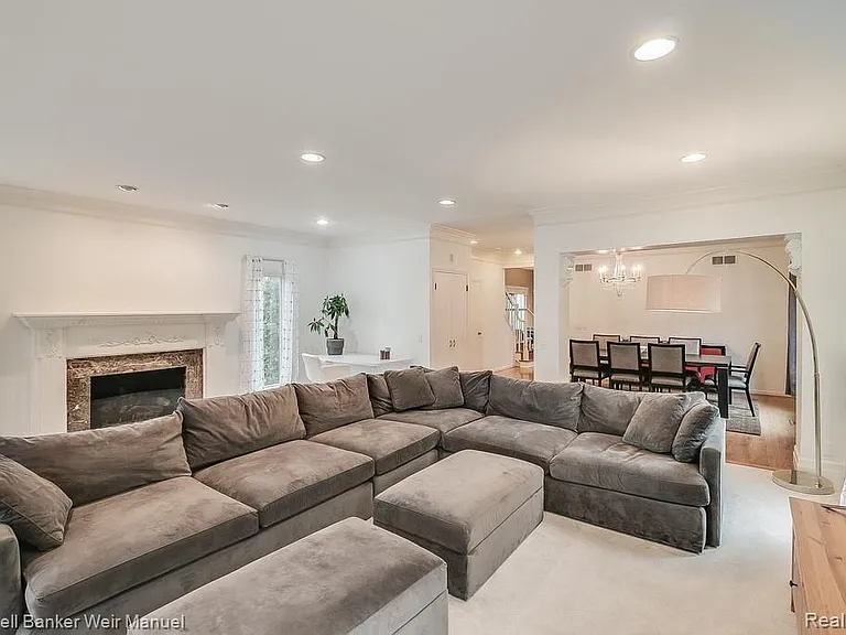 3105 Interlaken St — Photo 14