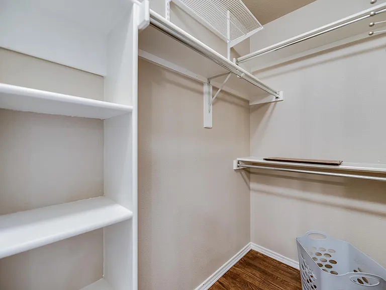 6517 Gatlin Pl — Photo 34