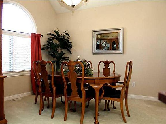 4th image of 6249 Highland Ln