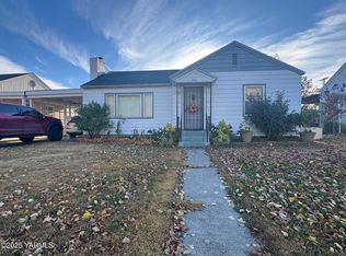 206 S Date St, Toppenish, WA 98948
