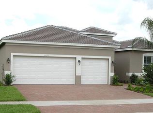 16120 Diamond Bay Dr, Wimauma, FL 33598