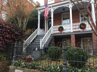 2205 E Broad St, Richmond, VA 23223