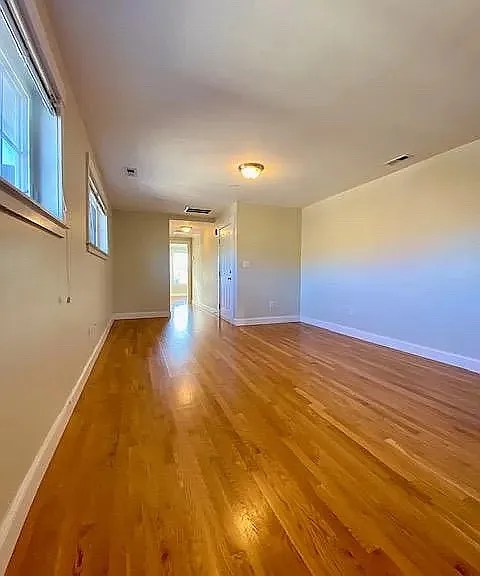 349 Somerville Ave #3 — Photo 10