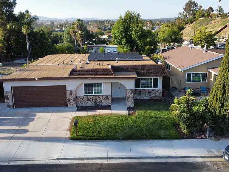 641 Adobe Cir — Photo 14