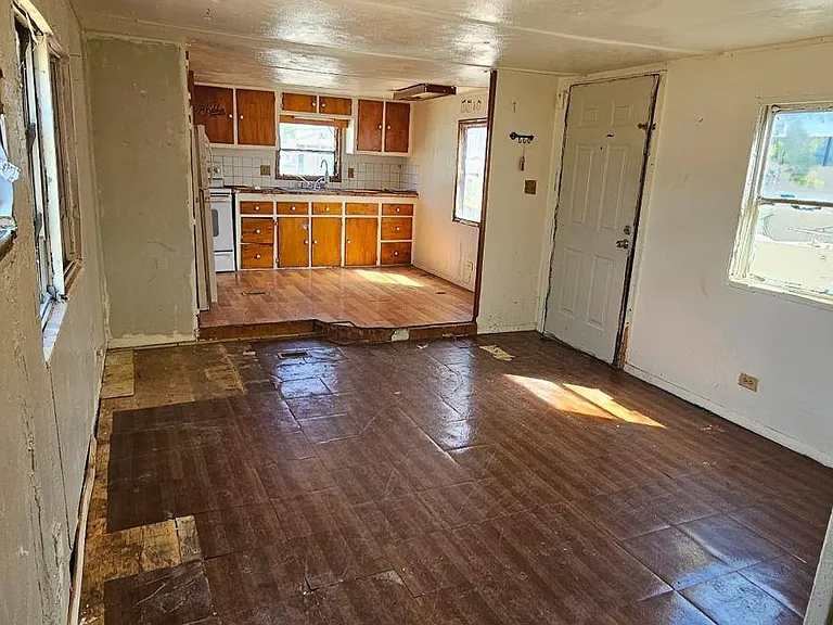 3870 E Benson Hwy #20 — Photo 8