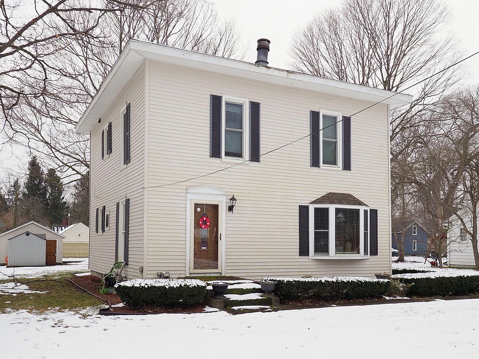 1st image of 322 E Saint Joseph St