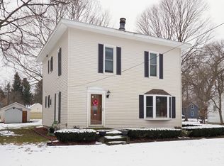 322 E Saint Joseph St, Lawrence, MI 49064