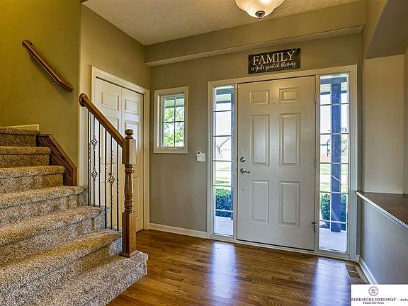4th image of 6009 S 195th St