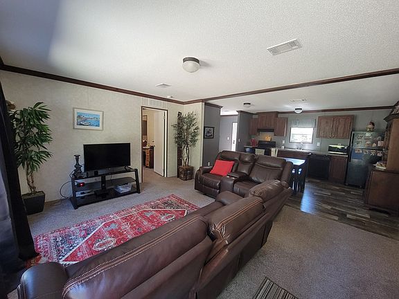 3rd image of 11591 NW 74th Ct