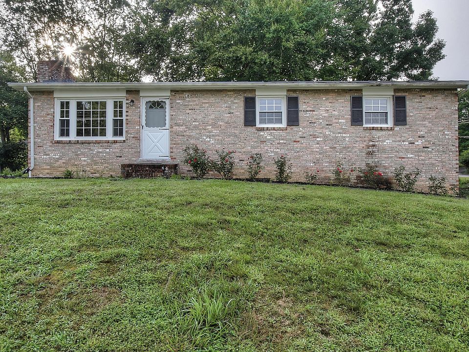 1st image of 5 Dewberry Cir