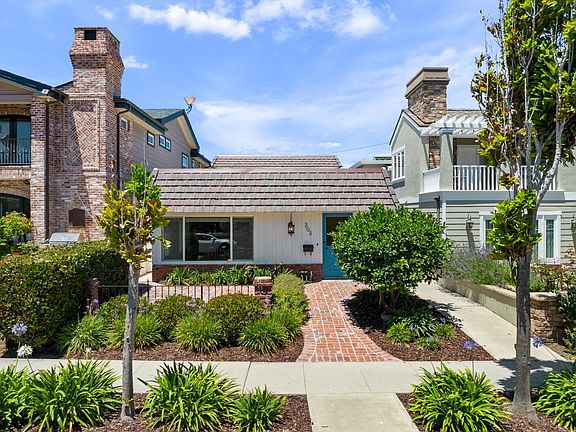 3rd image of 303 Larkspur Ave #1