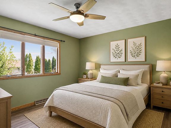 3rd image of 3303 Tennyson Dr