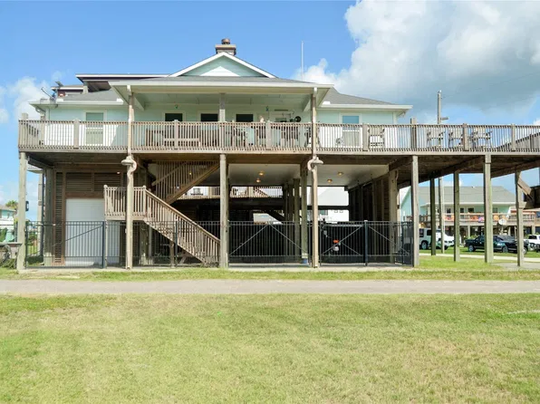 903 S Cv, Pt Bolivar, TX 77650