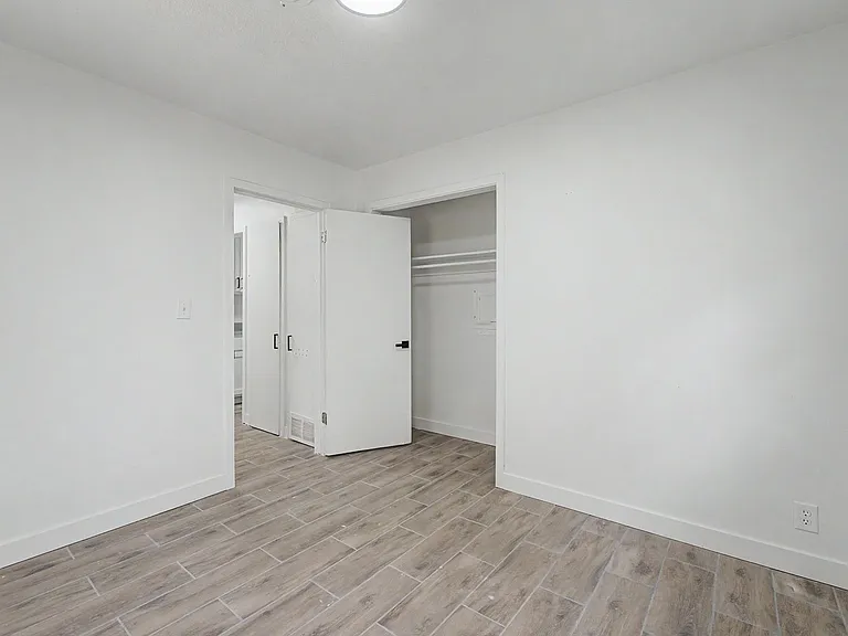3326 E Marshal Apartments — Photo 19