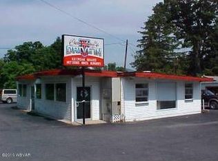 835 Woodward Ave, Lock Haven, PA 17745
