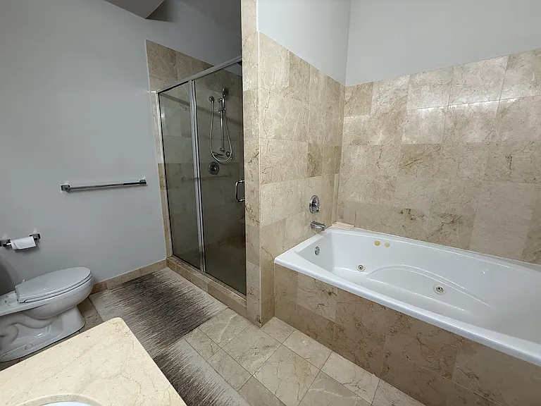 1329 W Loyola Ave #3C — Photo 10