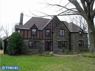 24 Greenhill Ln, Wynnewood, PA 19096