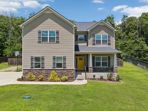 1138 Starhurst Dr, Murfreesboro, TN 37128