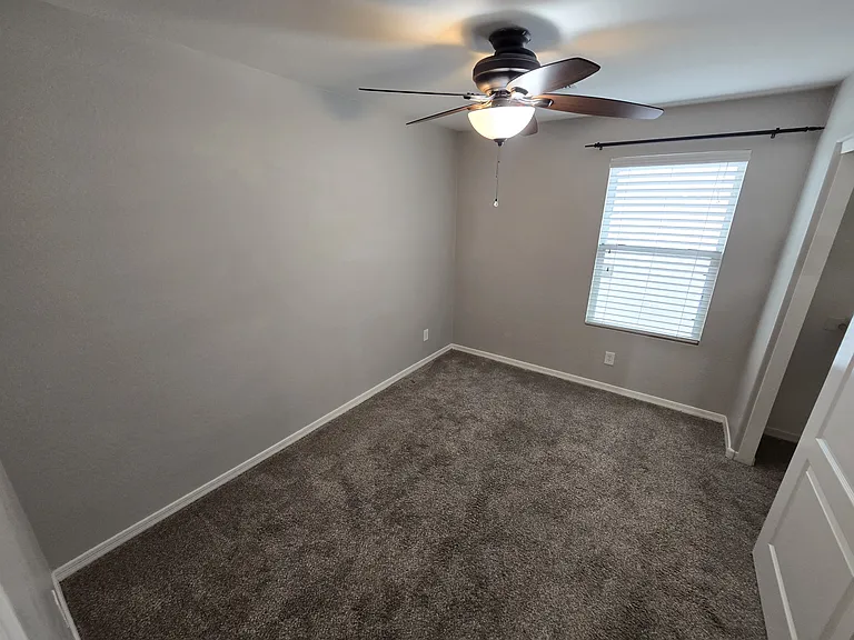 950 S Wallrade Ln — Photo 29