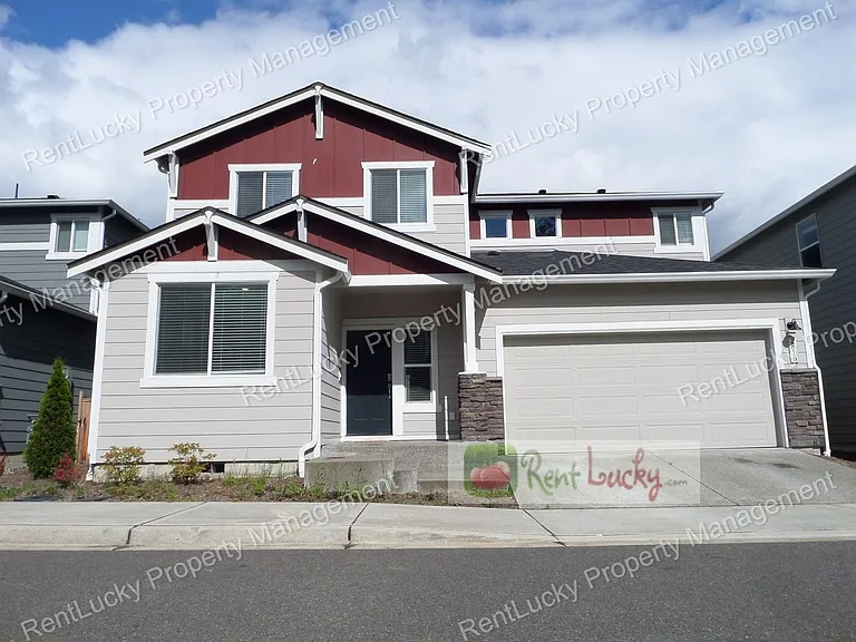 2816 Laurel Loop — Photo 1
