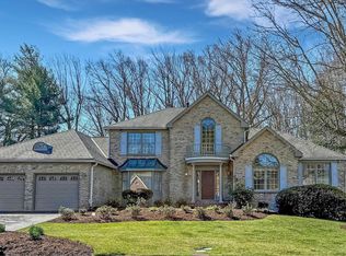 9707 Middleton Ridge Rd, Vienna, VA 22182