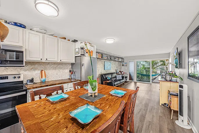14 Aulike St #301