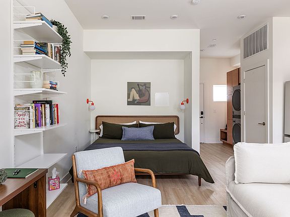5th image of 1310 Lischey Ave #103
