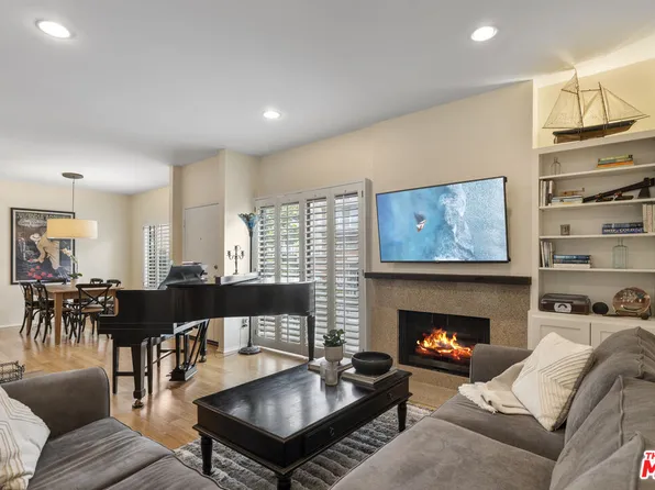 1655 Greenfield Ave APT 16, Los Angeles, CA 90025