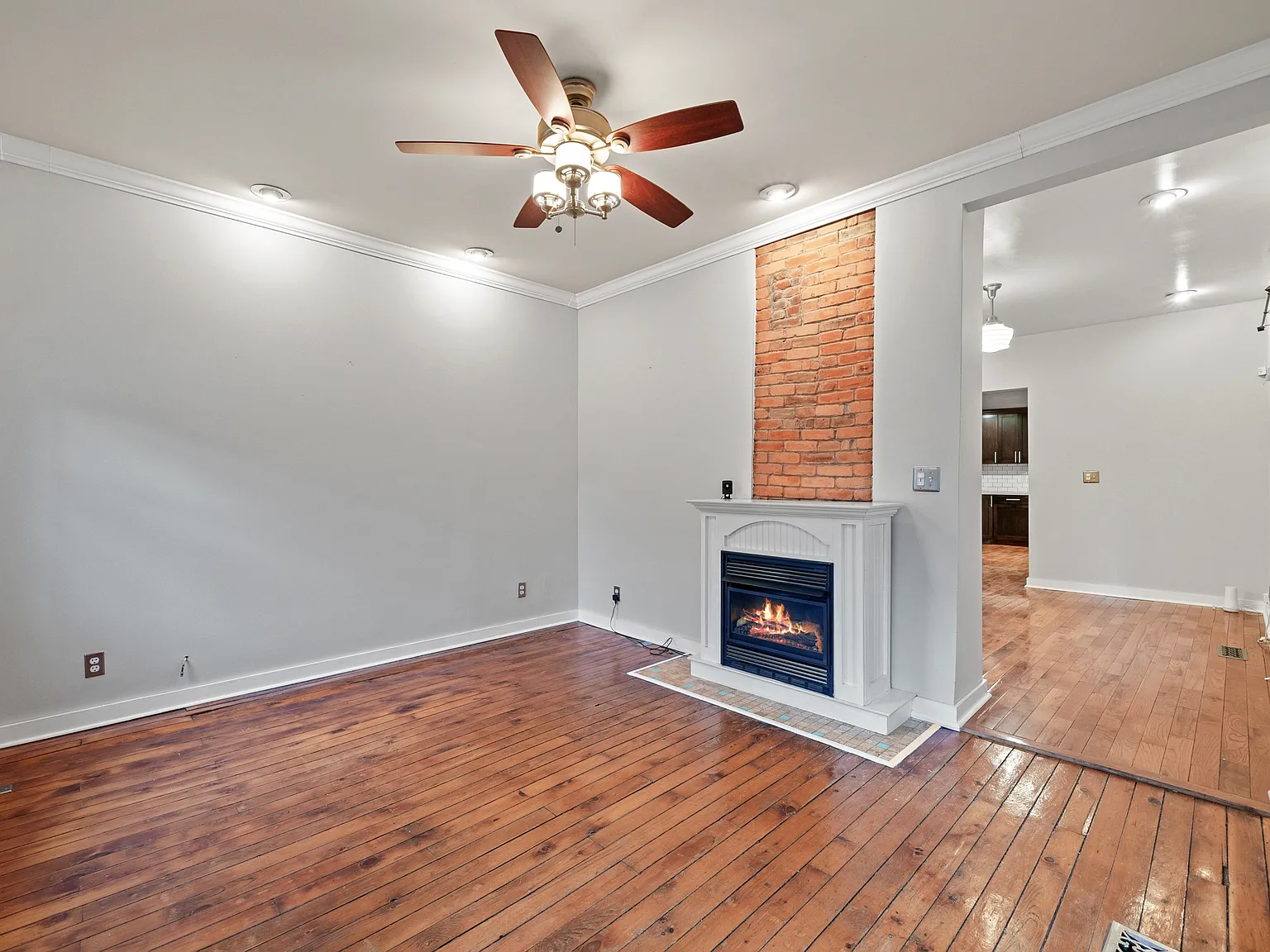 696 South 9th Street - 1 — Photo 4