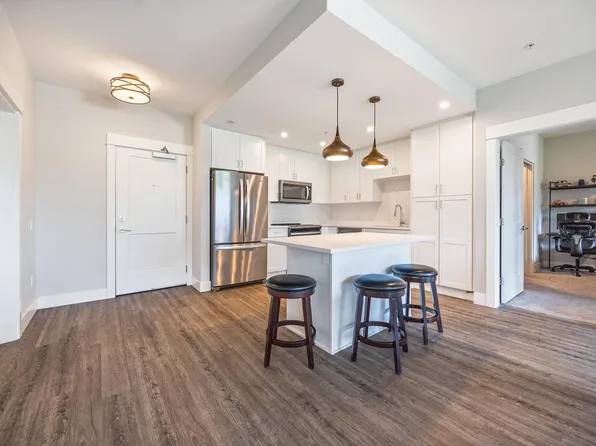 2180 Kelly Ave #3413, Pt Coquitlam, BC V3C 0L1