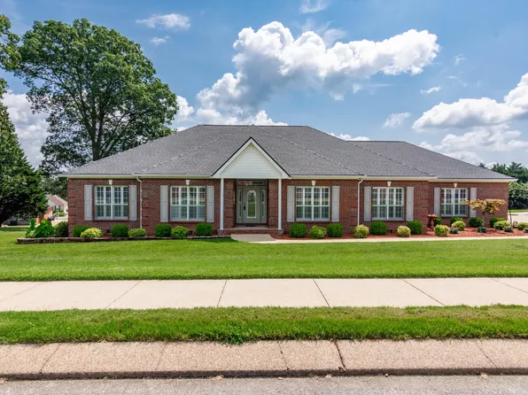 9802 Shoreline Heights Dr, Soddy Daisy, TN 37379