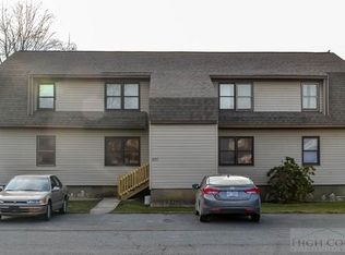 230 Adams Ln, Boone, NC 28607