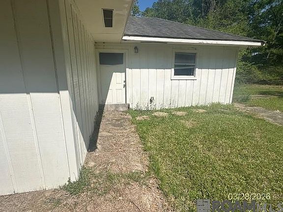3rd image of 9680 Ridgewood Dr