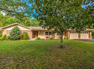 7329 Chartwell Rd, Knoxville, TN 37931