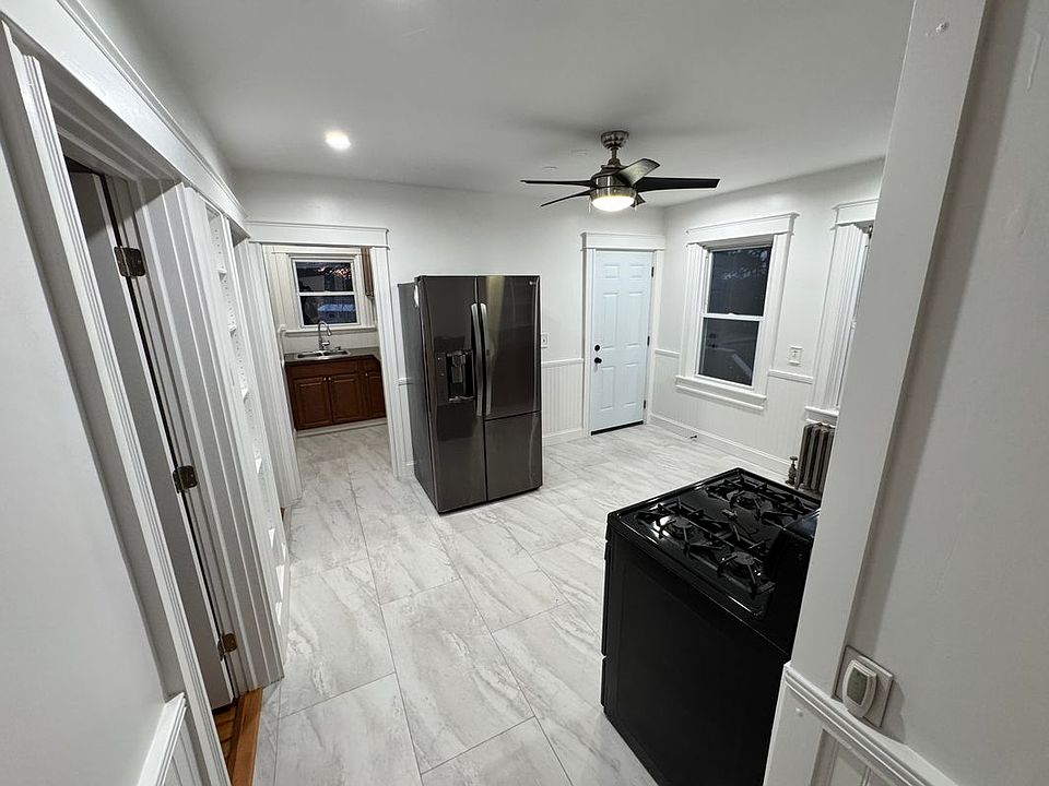 1st image of 271 S Spruce St #1