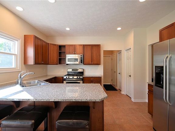 2nd image of 7781 Jennifer Dr