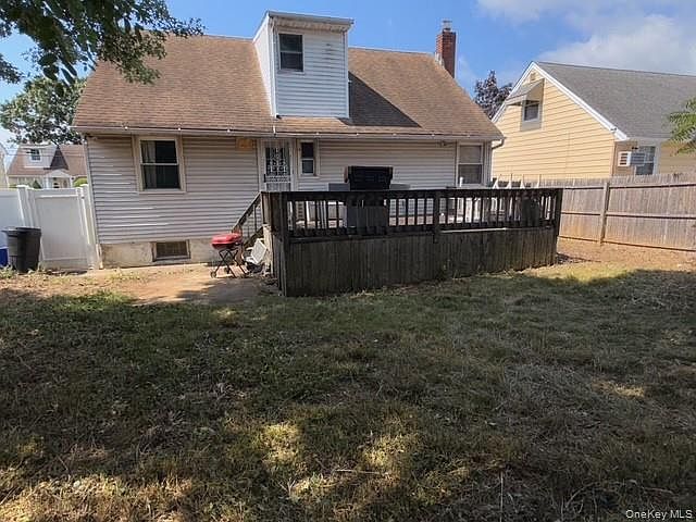 Listing photo 3
