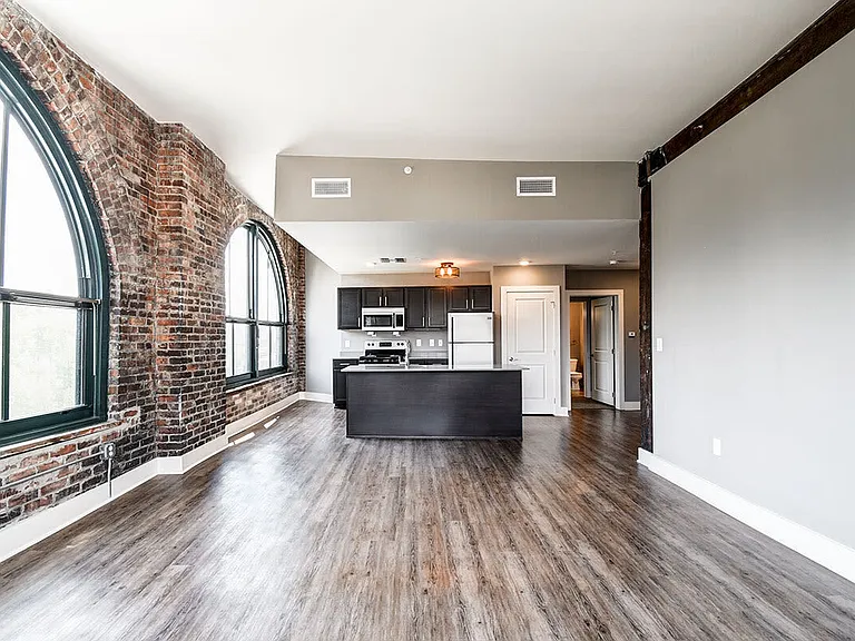 Boury Lofts — Photo 26