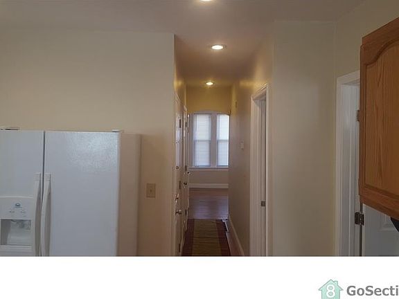 5th image of 5764 Vivian Ave Floor 1