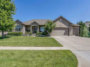 6606 W Shadow Lakes St, Wichita, KS 67205