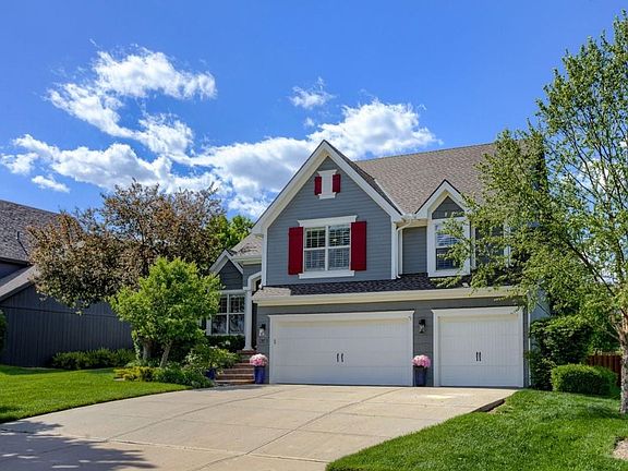 3rd image of 3604 NE 89th St